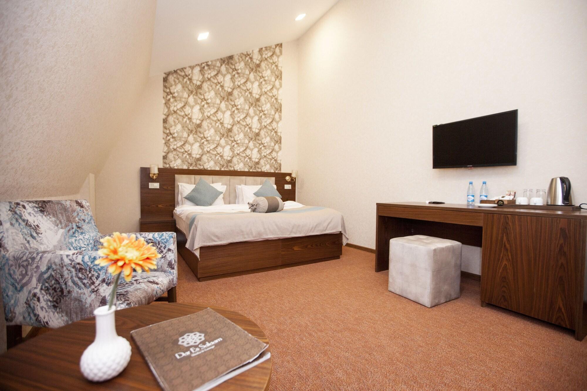 Auroom Hotel Baky Esterno foto