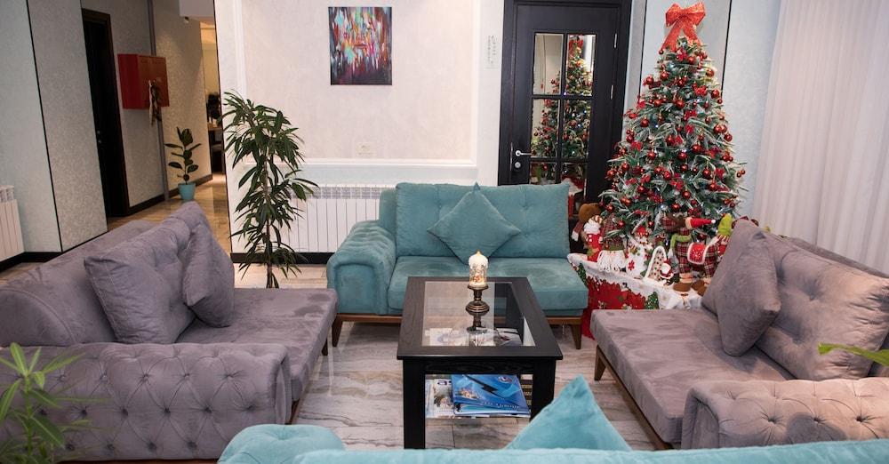 Auroom Hotel Baky Esterno foto