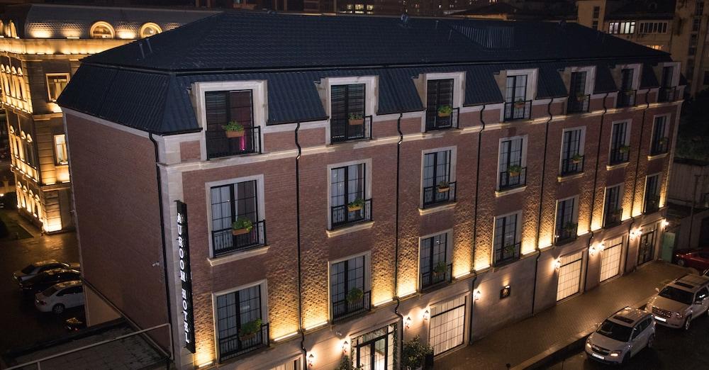 Auroom Hotel Baky Esterno foto